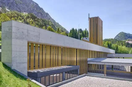 Kraftstation, guldinslag Kraftstation, guldinslag